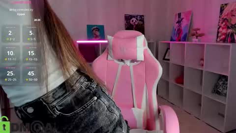 emy__angel online show from September 23, 2025, 7:22 am