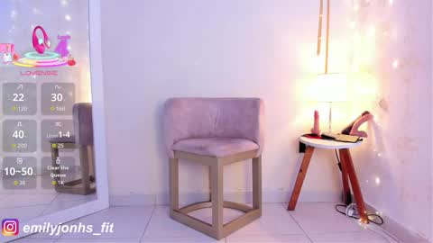 EMYLY  online show from September 12, 2025, 10:54 pm