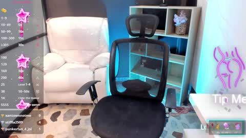 Emy Silver online show from February 2, 2025, 4:11 pm