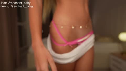 My name is Eva online show from September 21, 2025, 7:15 pm