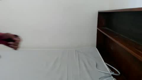 Nica online show from January 28, 2025, 1:27 pm