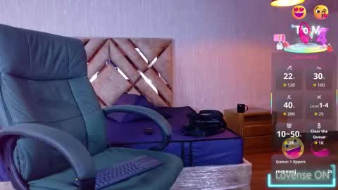 Snapshot of engel_devil chatting on September 15, 2025, 11:32 am Engel online show from September 15, 2025, 11:32 am