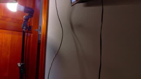 Snapshot of engel_devil chatting on November 25, 2025, 11:43 am Engel online show from November 25, 2025, 11:43 am