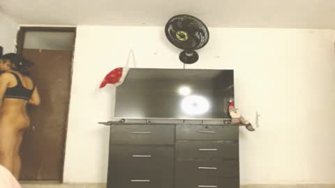 Snapshot of engiel_phoenix chatting on December 10, 2024, 10:26 pm Engiel phoenix instagram engiel 13 online show from December 10, 2024, 10:26 pm