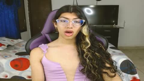 Snapshot of engiel_phoenix chatting on February 19, 2025, 2:34 pm Engiel phoenix instagram engiel 13 online show from February 19, 2025, 2:34 pm