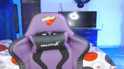 Snapshot of engiel_phoenix chatting on February 27, 2025, 11:04 pm Engiel phoenix instagram engiel 13 online show from February 27, 2025, 11:04 pm