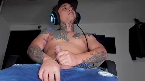 enjoymycock99 online show from December 22, 2024, 6:17 am