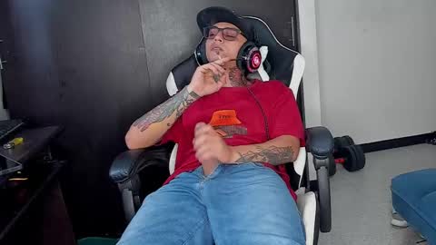 enjoymycock99 online show from February 24, 2025, 7:52 pm