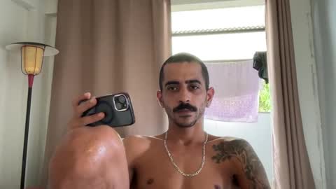 Snapshot of enjoythetrip chatting on February 7, 2025, 6:02 pm Luke online show from February 7, 2025, 6:02 pm