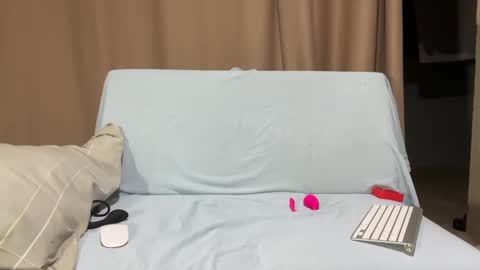 Snapshot of enjoythetrip chatting on February 8, 2025, 3:30 am Luke online show from February 8, 2025, 3:30 am