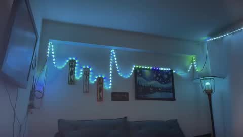 Snapshot of enjoythetrip chatting on September 9, 2025, 3:50 am Luke online show from September 9, 2025, 3:50 am