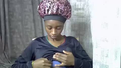 Snapshot of enkarxx chatting on September 12, 2025, 5:02 pm enkarxx online show from September 12, 2025, 5:02 pm