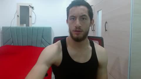 enzo_savage online show from November 7, 2025, 3:45 pm