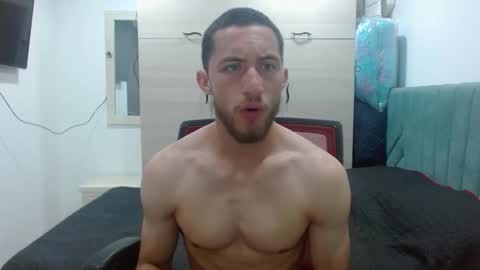 enzo_savage online show from November 24, 2025, 5:45 pm