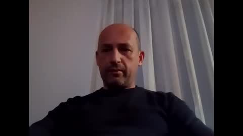 Snapshot of epu17 chatting on October 3, 2025, 5:10 pm epu17 online show from October 3, 2025, 5:10 pm