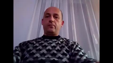 Snapshot of epu17 chatting on November 10, 2025, 6:18 pm epu17 online show from November 10, 2025, 6:18 pm