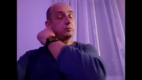 Snapshot of epu17 chatting on November 27, 2025, 7:16 pm epu17 online show from November 27, 2025, 7:16 pm