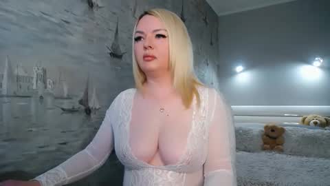 erencia online show from October 10, 2025, 5:50 am