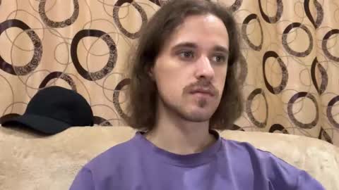 Snapshot of eric_blond chatting on November 8, 2025, 4:40 pm Eric online show from November 8, 2025, 4:40 pm