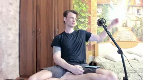 Eric online show from September 30, 2025, 6:07 am