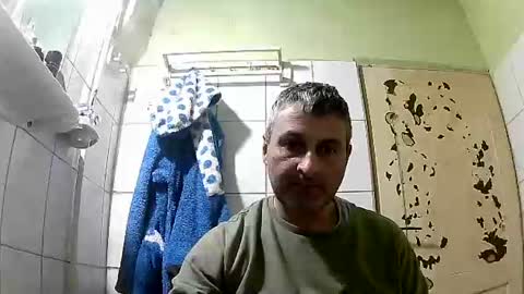 Snapshot of ericboy32 chatting on February 9, 2025, 2:17 am eric online show from February 9, 2025, 2:17 am