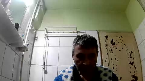 Snapshot of ericboy32 chatting on February 16, 2025, 12:52 am eric online show from February 16, 2025, 12:52 am