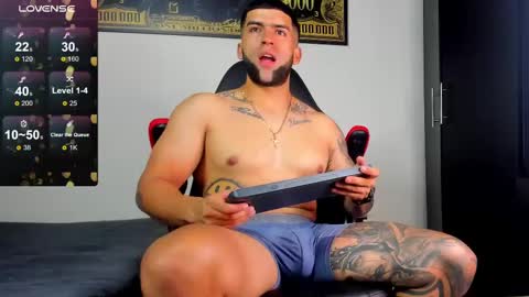 Snapshot of erick_blake_ chatting on March 8, 2025, 4:23 am my online show from March 8, 2025, 4:23 am