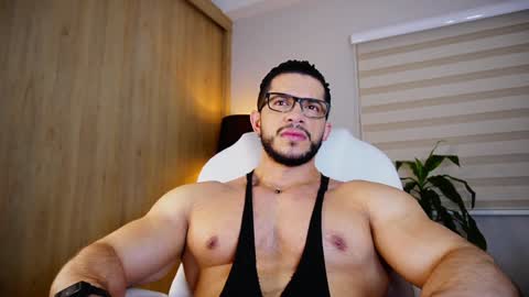 Snapshot of erick_thompson chatting on December 5, 2024, 9:39 pm Erick Thompson online show from December 5, 2024, 9:39 pm