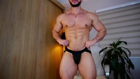 Snapshot of erick_thompson chatting on December 7, 2024, 5:31 pm Erick Thompson online show from December 7, 2024, 5:31 pm