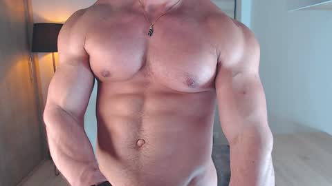 Snapshot of erick_thompson chatting on January 10, 2025, 12:38 am Erick Thompson online show from January 10, 2025, 12:38 am