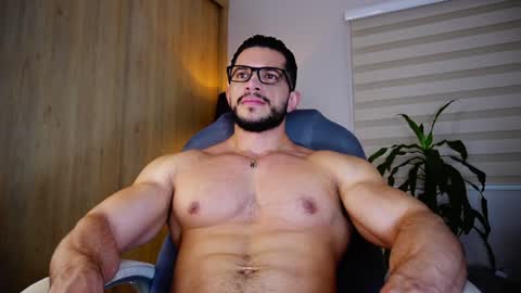 Snapshot of erick_thompson chatting on January 25, 2025, 7:28 pm Erick Thompson online show from January 25, 2025, 7:28 pm