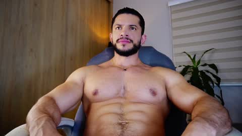 Snapshot of erick_thompson chatting on January 29, 2025, 10:22 pm Erick Thompson online show from January 29, 2025, 10:22 pm