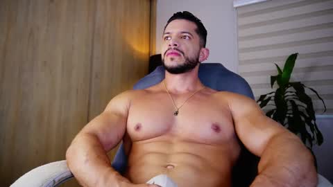 Snapshot of erick_thompson chatting on March 7, 2025, 6:11 pm Erick Thompson online show from March 7, 2025, 6:11 pm