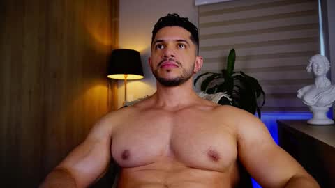 Snapshot of erick_thompson chatting on October 14, 2025, 8:42 pm Erick Thompson online show from October 14, 2025, 8:42 pm