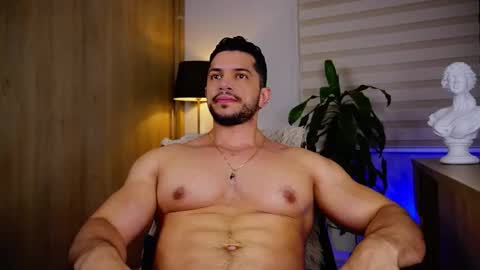 Snapshot of erick_thompson chatting on October 23, 2025, 10:30 pm Erick Thompson online show from October 23, 2025, 10:30 pm