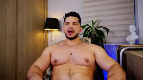 Snapshot of erick_thompson chatting on December 2, 2025, 10:16 pm Erick Thompson online show from December 2, 2025, 10:16 pm