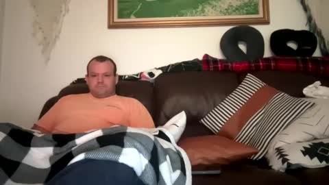 Snapshot of erik339102554 chatting on December 30, 2024, 1:25 pm Lea  Erik online show from December 30, 2024, 1:25 pm