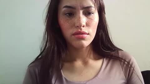 Erika online show from October 29, 2025, 6:20 pm