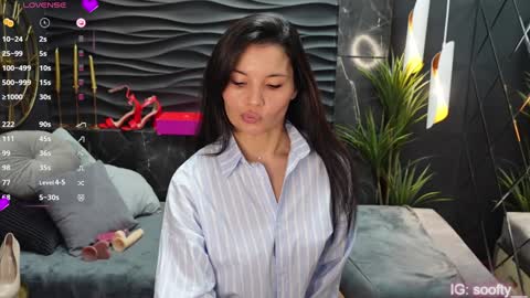 Snapshot of erika_soft chatting on January 11, 2025, 6:14 am Erika online show from January 11, 2025, 6:14 am