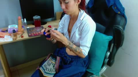 Snapshot of erika_stevens chatting on January 3, 2025, 7:29 pm E R I K A - SAGITARIO..... online show from January 3, 2025, 7:29 pm