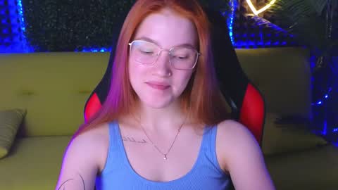 Snapshot of erikabrian chatting on December 10, 2024, 4:45 am erikabrian online show from December 10, 2024, 4:45 am