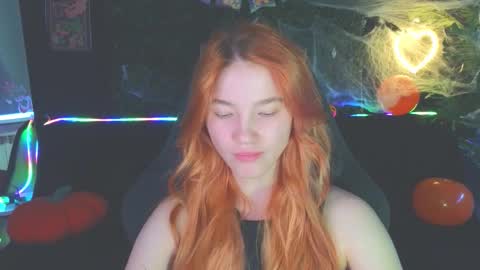 Snapshot of erikabrian chatting on October 28, 2025, 2:04 am erikabrian online show from October 28, 2025, 2:04 am