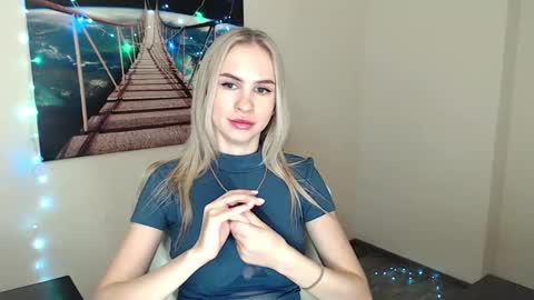 Snapshot of erikagavin chatting on January 28, 2025, 1:05 pm Erika online show from January 28, 2025, 1:05 pm