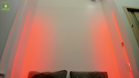 Snapshot of erikalustx chatting on December 25, 2024, 4:12 am Erika online show from December 25, 2024, 4:12 am