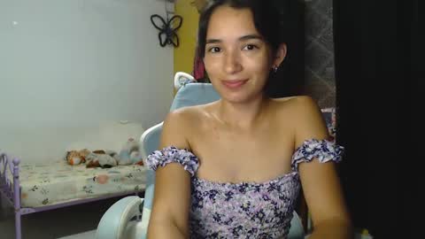 Snapshot of erina_1 chatting on January 9, 2025, 4:41 am erina_1 online show from January 9, 2025, 4:41 am