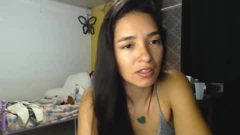 Snapshot of erina_1 chatting on March 7, 2025, 1:42 am erina_1 online show from March 7, 2025, 1:42 am