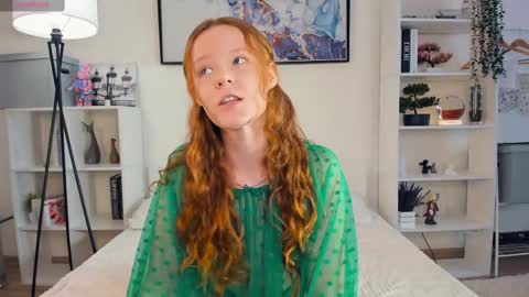 Snapshot of erline_may chatting on March 1, 2025, 8:02 am Sofia online show from March 1, 2025, 8:02 am