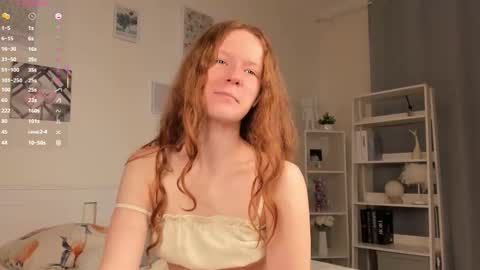Snapshot of erline_may chatting on October 1, 2025, 7:25 am Sofia online show from October 1, 2025, 7:25 am