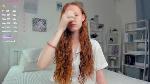 Snapshot of erline_may chatting on November 26, 2025, 7:42 am Sofia online show from November 26, 2025, 7:42 am