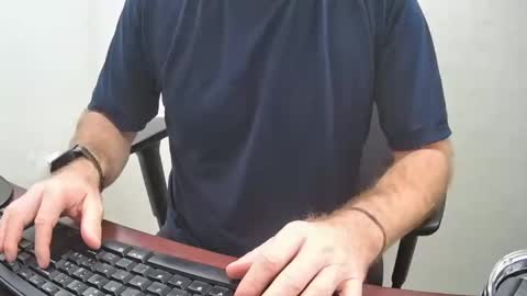 Snapshot of eroskatt chatting on January 9, 2025, 10:52 pm Eroskatt online show from January 9, 2025, 10:52 pm